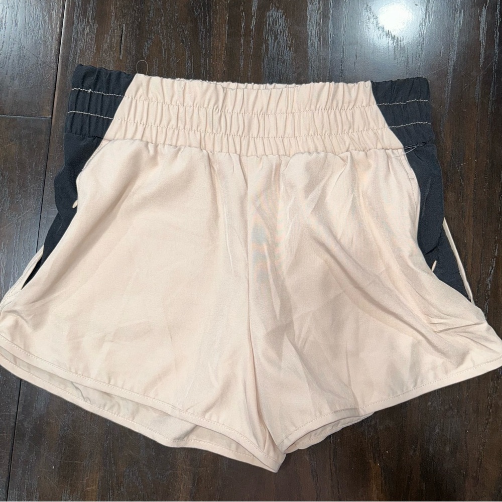 NWOT tags HAPPILY GREY tan and black athletic shorts size Large